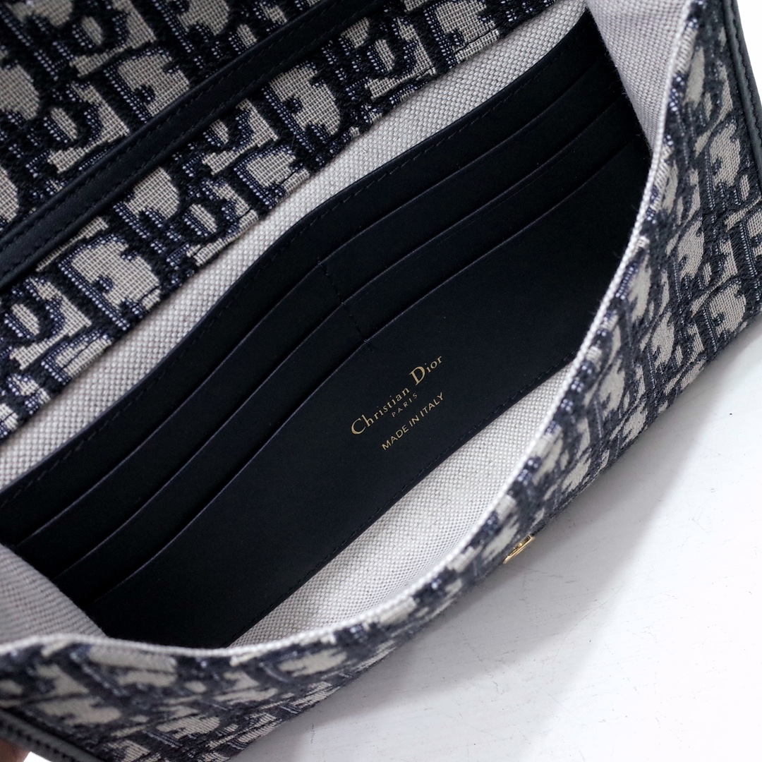 Dior Bobby East-West Pouch with Chain Blue Dior Oblique Jacquard